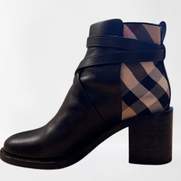 Burberry Stebbingford Check Ankle Boots in Black Leather- Size 40 - Picture 5 of 5